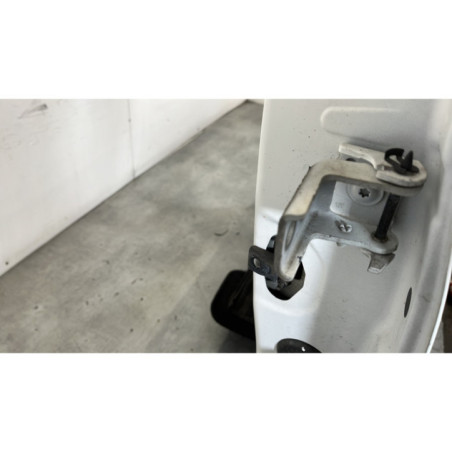 Porte avant gauche PEUGEOT 208 1