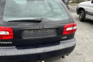 Serrure avant droit VOLVO V 40 1