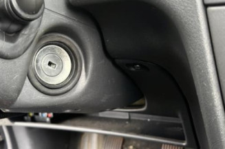 Serrure avant droit VOLVO V 40 1