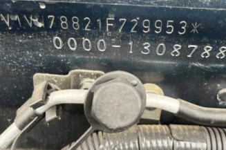 Serrure avant droit VOLVO V 40 1