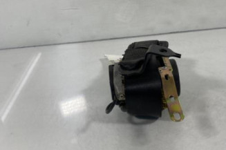 Pretensionneur de ceinture avant droit VOLKSWAGEN POLO 4