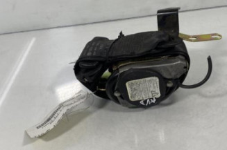 Pretensionneur de ceinture avant droit VOLKSWAGEN POLO 4