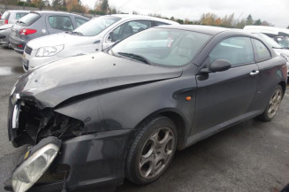 Porte avant droit ALFA ROMEO GT