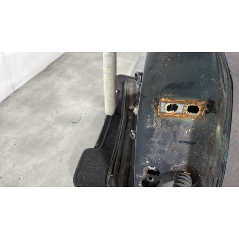 Porte avant gauche PEUGEOT 205 Photo n°2