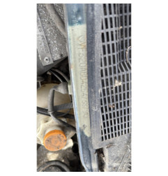 Porte avant gauche PEUGEOT 205