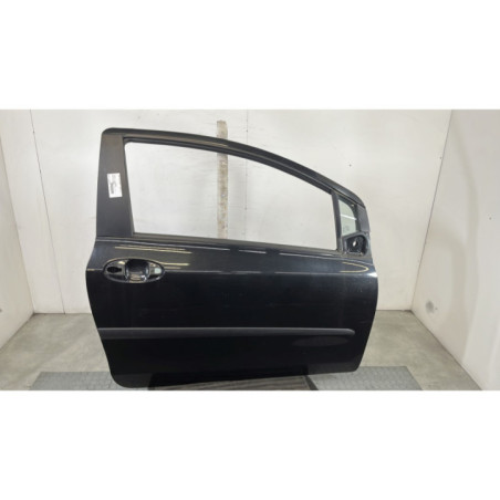 Porte avant droit TOYOTA YARIS 2 Photo n°1