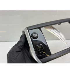 Facade autoradio PEUGEOT 208 1