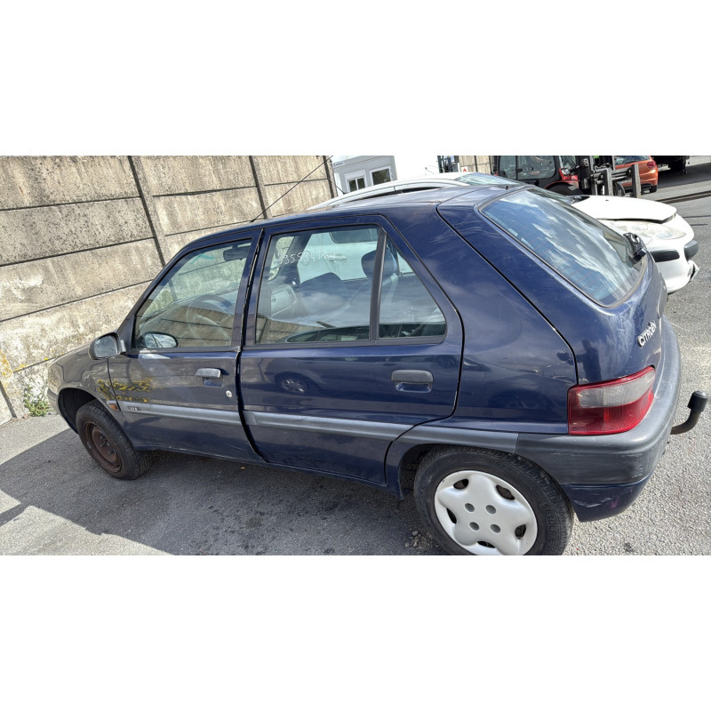 Porte avant gauche CITROEN SAXO Photo n°12