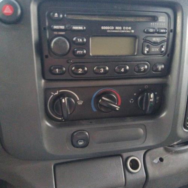 Bouton de warning FORD TRANSIT 3 Photo n°11