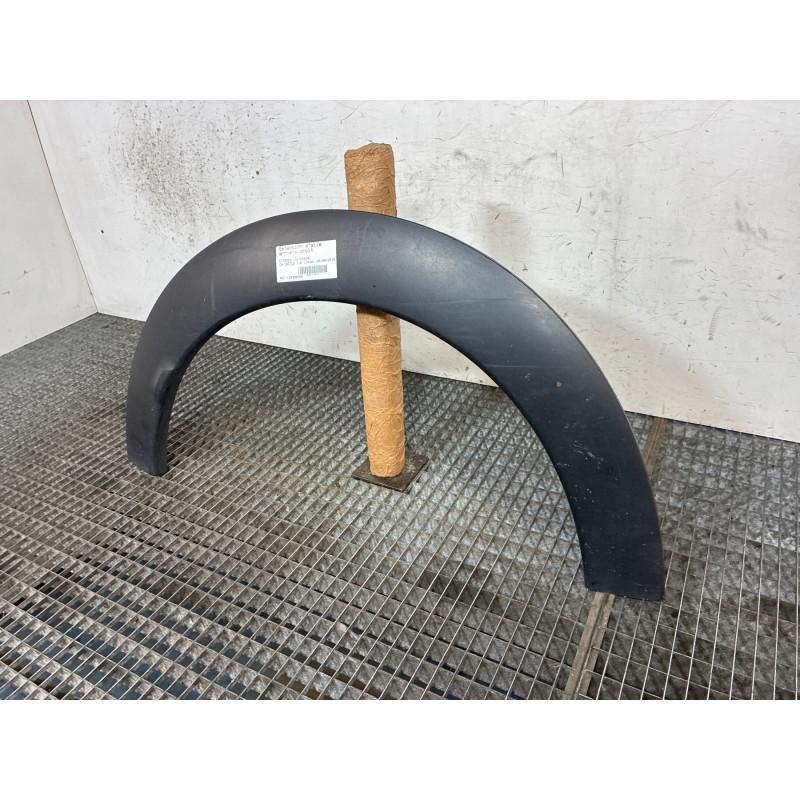 Extension d'aile arriere droit CITROEN C4 CACTUS Photo n°2