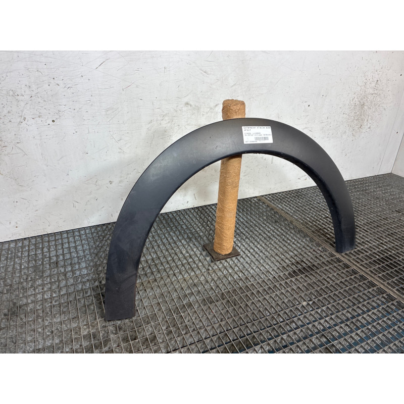 Extension d'aile avant droit CITROEN C4 CACTUS Photo n°1
