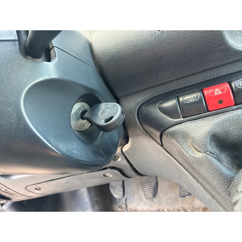 Leve vitre electrique avant gauche CITROEN JUMPY 1 Photo n°9