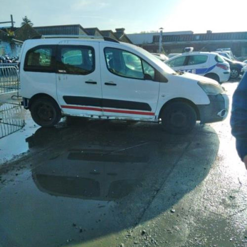 Com (Bloc Contacteur Tournant+Commodo Essuie Glace+Commodo Phare) CITROEN BERLINGO 2 Photo n°13