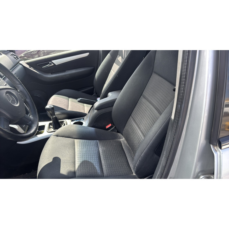 Porte arriere droit MERCEDES CLASSE B 245 Photo n°13