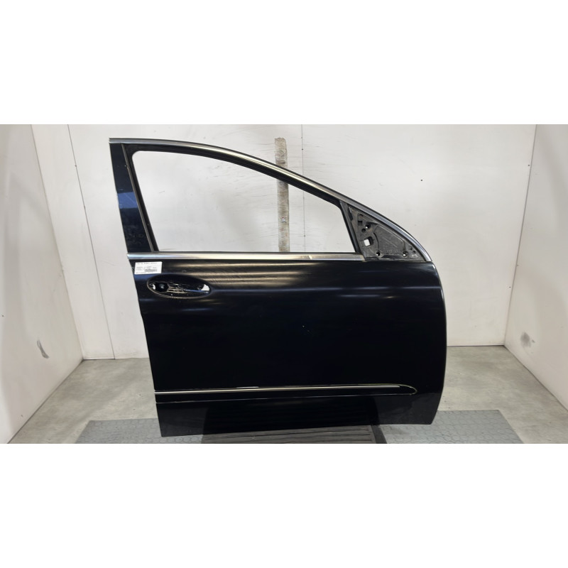 Porte avant droit MERCEDES CLASSE R 251 Photo n°1