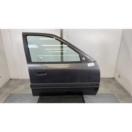 Porte avant droit RENAULT SAFRANE Photo n°1