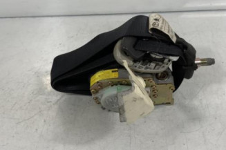 Pretensionneur de ceinture avant droit TOYOTA YARIS 1 Photo n°1