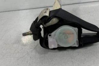 Pretensionneur de ceinture avant droit TOYOTA YARIS 1