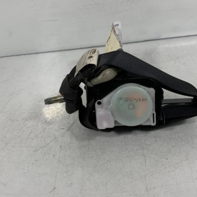 Pretensionneur de ceinture avant droit TOYOTA YARIS 1 Photo n°3