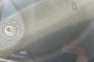 Pretensionneur de ceinture avant droit TOYOTA YARIS 1