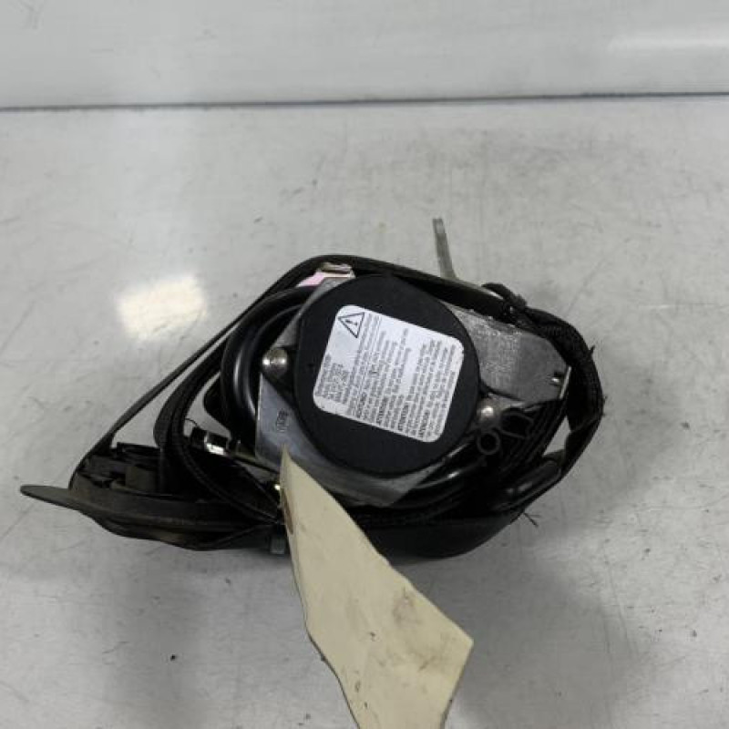 Pretensionneur de ceinture avant gauche VOLKSWAGEN GOLF 5 Photo n°2
