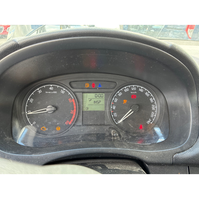 Feu arriere stop central SKODA FABIA 2 Photo n°20