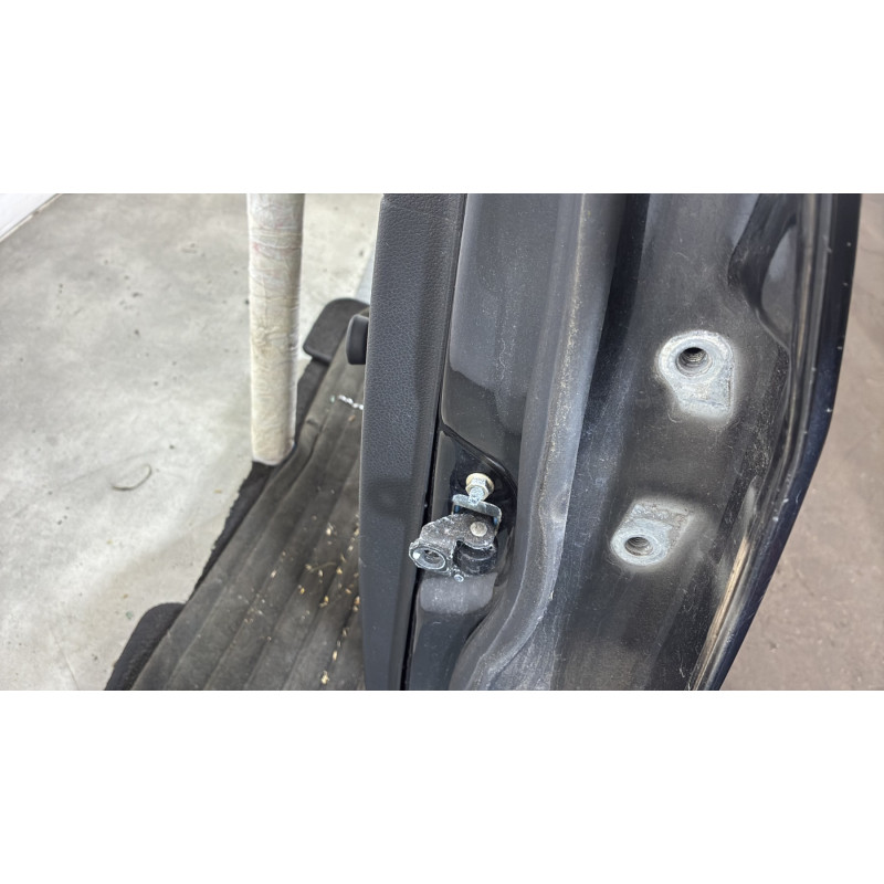 Porte arriere gauche FORD FIESTA 5 Photo n°4