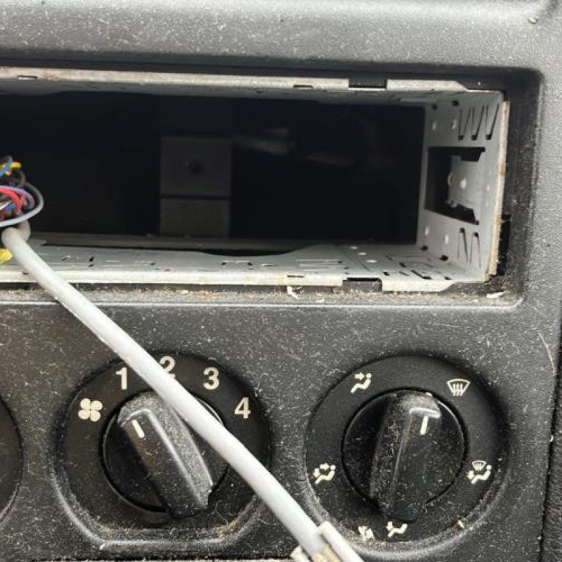 Leve vitre electrique avant droit OPEL ASTRA G Photo n°8