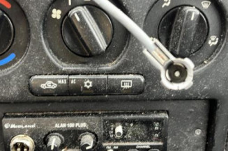 Leve vitre electrique avant droit OPEL ASTRA G