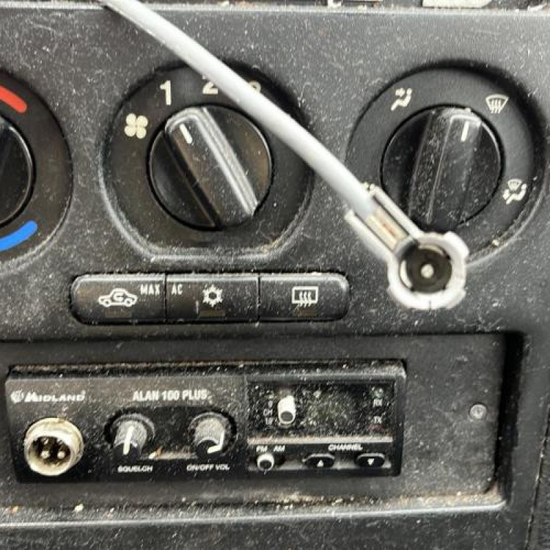 Leve vitre electrique avant droit OPEL ASTRA G Photo n°9