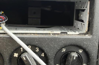 Serrure avant droit OPEL ASTRA G