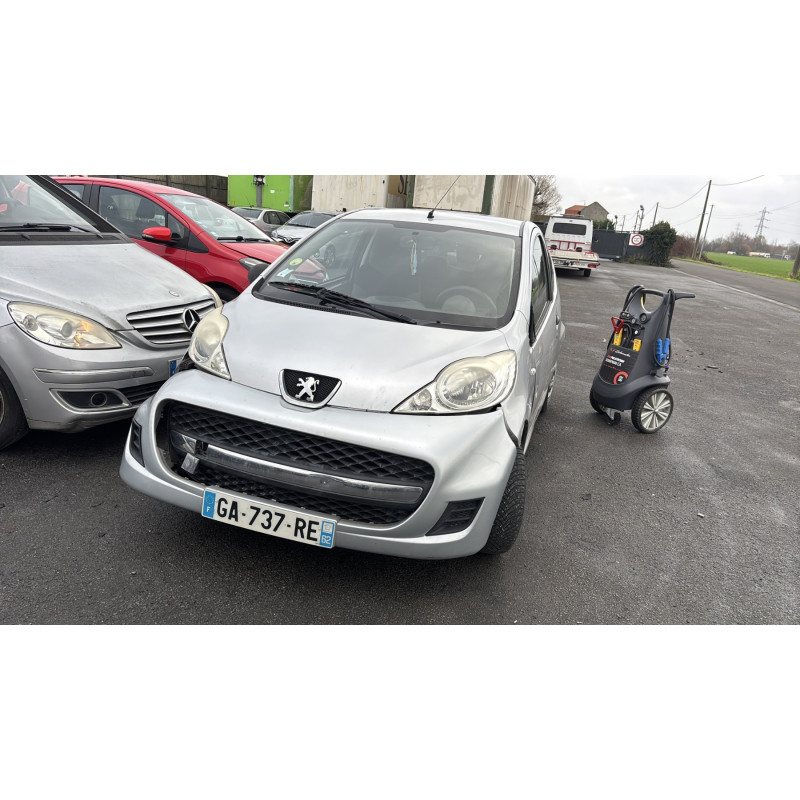 Feu arriere principal gauche (feux) PEUGEOT 107 Photo n°14