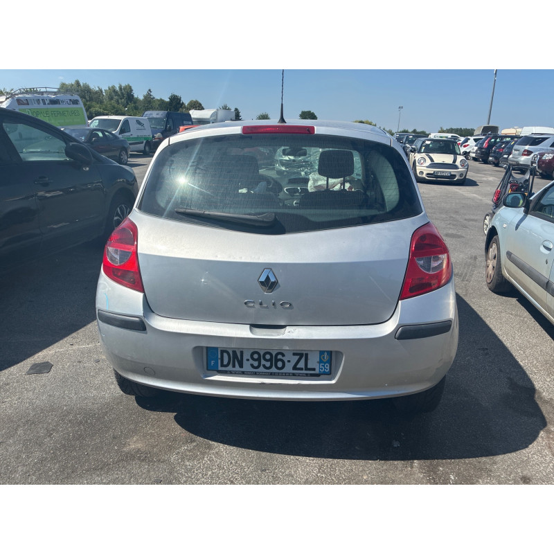 Feu arriere principal droit (feux) RENAULT CLIO 3 Photo n°13