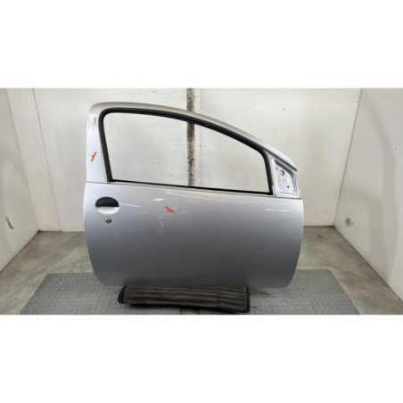 Porte avant droit TOYOTA AYGO 1 Photo n°1