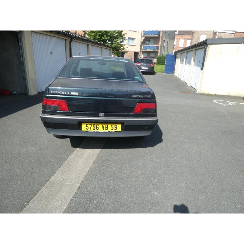 Porte avant droit PEUGEOT 405 Photo n°9