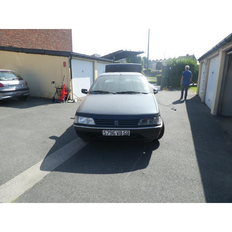 Porte avant droit PEUGEOT 405 Photo n°13