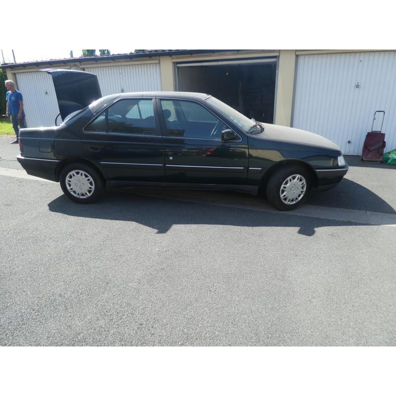 Porte avant droit PEUGEOT 405 Photo n°14