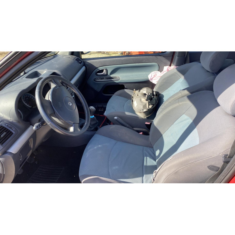 Porte avant droit RENAULT CLIO 2 Photo n°17