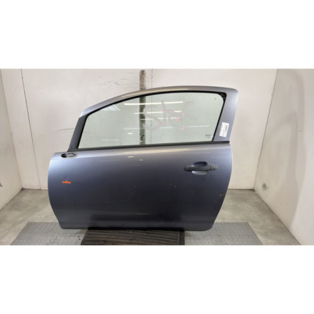 Porte avant gauche OPEL CORSA D Photo n°1