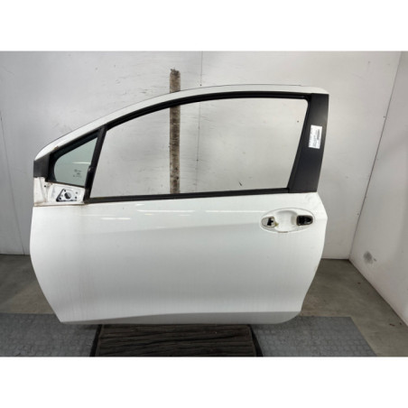 Porte avant gauche TOYOTA YARIS 3
