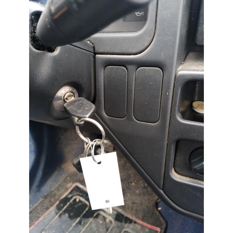 Porte avant droit PEUGEOT 106 Photo n°9
