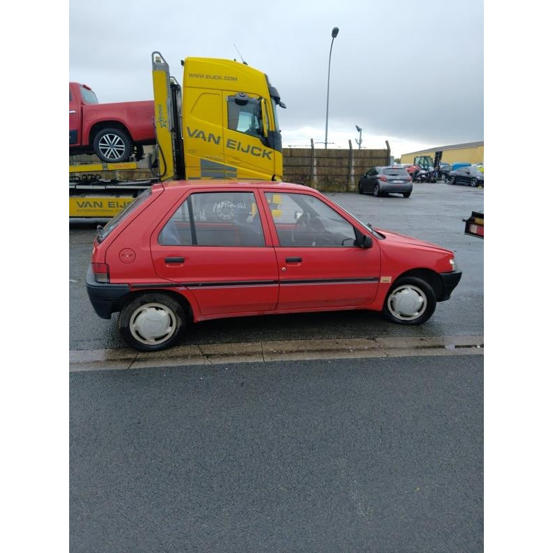 Porte avant droit PEUGEOT 106 Photo n°10