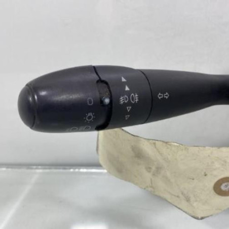 Com (Bloc Contacteur Tournant+Commodo Essuie Glace+Commodo Phare) CITROEN C4 1