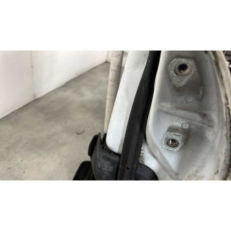 Porte avant gauche FORD FIESTA 6 Photo n°3