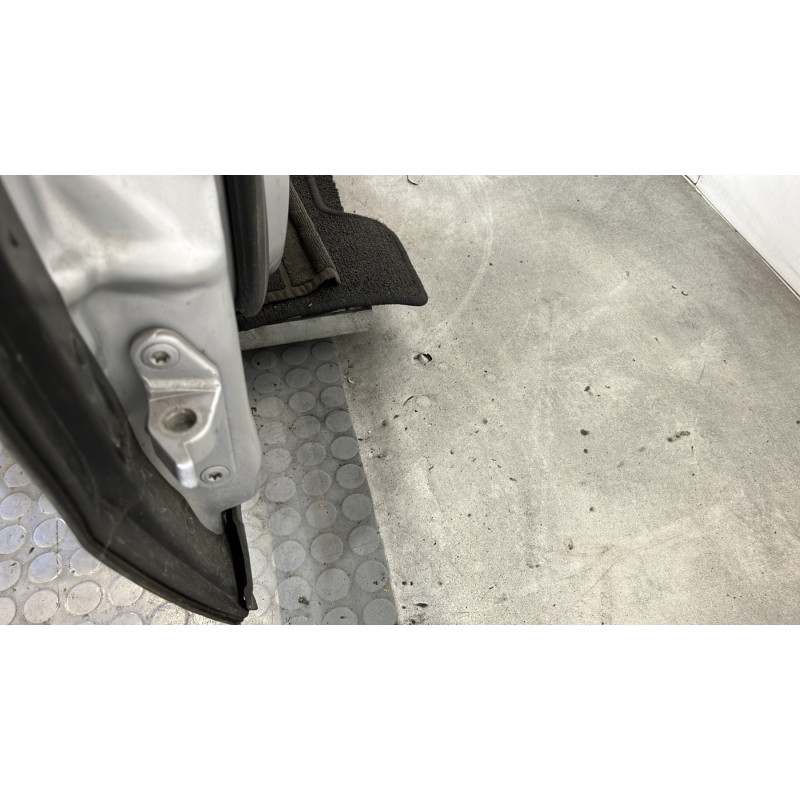Porte avant droit MERCEDES CLASSE R 251 Photo n°5