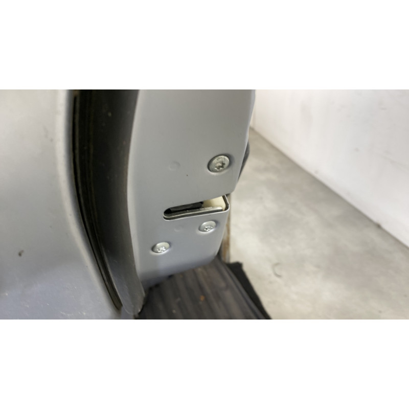 Porte arriere gauche PEUGEOT 4007 Photo n°4