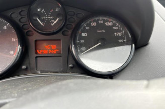 Calculateur moteur PEUGEOT 207