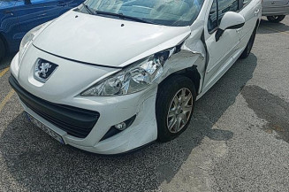 Pretensionneur de ceinture avant droit PEUGEOT 207