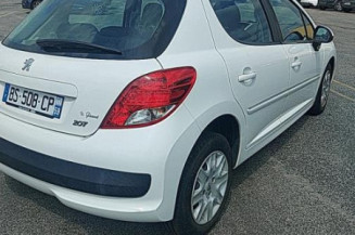 Pretensionneur de ceinture avant droit PEUGEOT 207