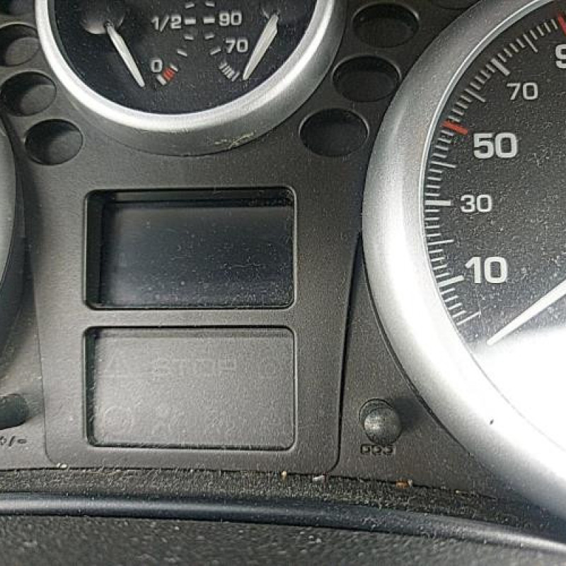Pretensionneur de ceinture avant droit PEUGEOT 207 Photo n°13